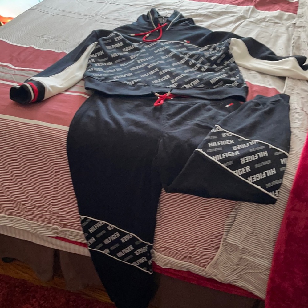 Tommy Hilfiger sweatsuit black/red/white